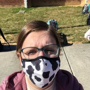 Meet your Posher, Cecilia